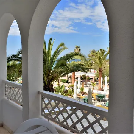 Edf. Fuentes B * Nerja